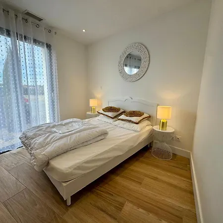 Maison Neuve 5 Personnes - Proche De La - Ext Lägenhet