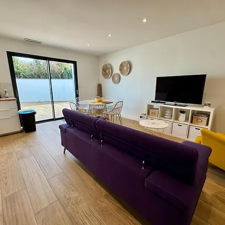 Maison Neuve 5 Personnes - Proche De La - Ext Lägenhet *