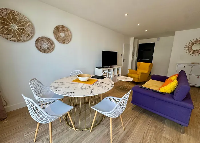 Maison Neuve 5 Personnes - Proche De La - Ext